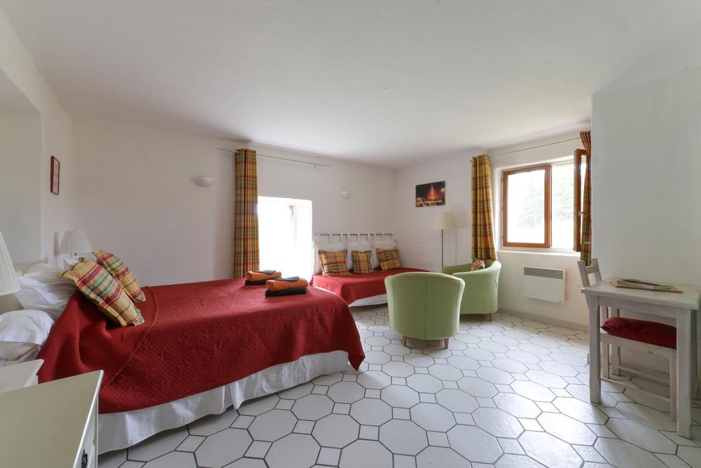Hotel Le Vieux Platane Cairanne Zewnętrze zdjęcie