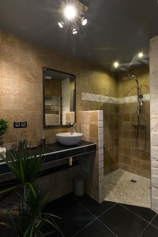 Hotel Le Vieux Platane Cairanne Zewnętrze zdjęcie